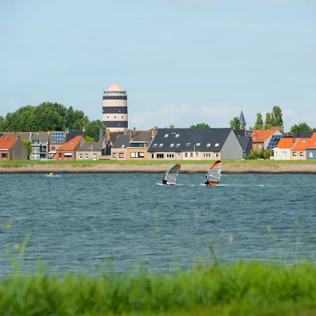 Studio Met Garage Bredene
